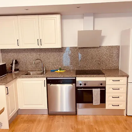 Venecia יורט דה מאר